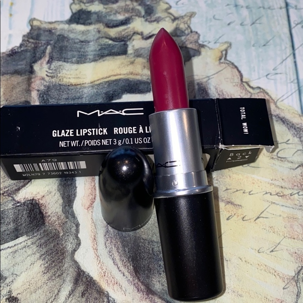 MAC COSMETICS TOTAL WOW! Glaze NIB Lipstick Rare Limited Discontinued!